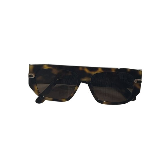 Feroce Black Beluga Sunglasses This Brand Is Shaking Up the Eyewear Market With Luxe  main image 3